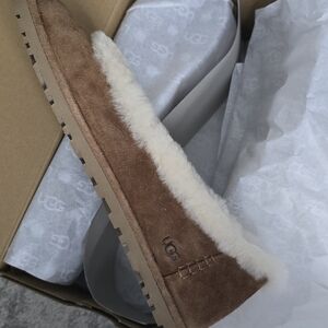 UGG Brown Suede Shearling Boots